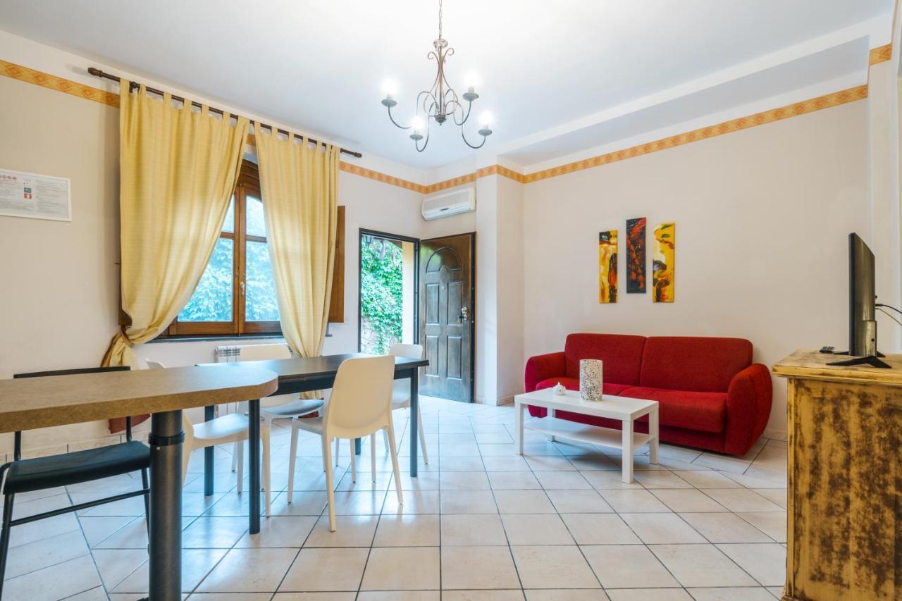 E Villamirella Aparthotel 2*