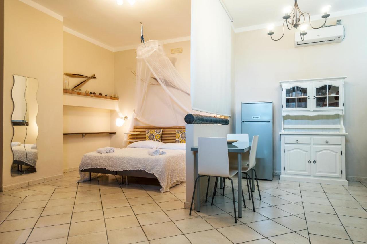 Aparthotel E Villamirella 2*