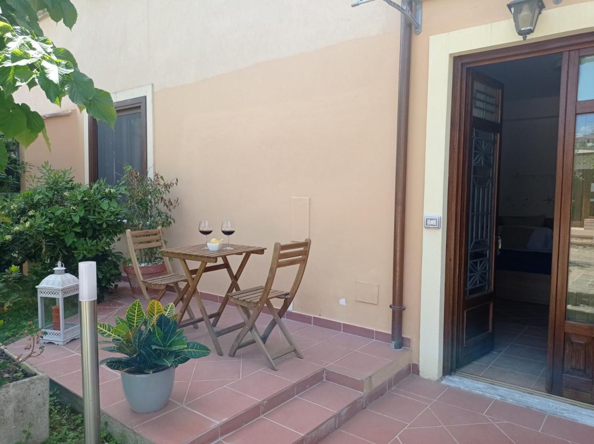 Aparthotel E Villamirella 2*