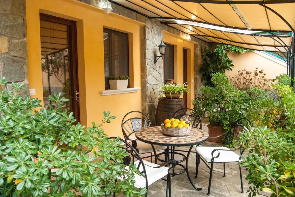 E Villamirella Aparthotel 2*