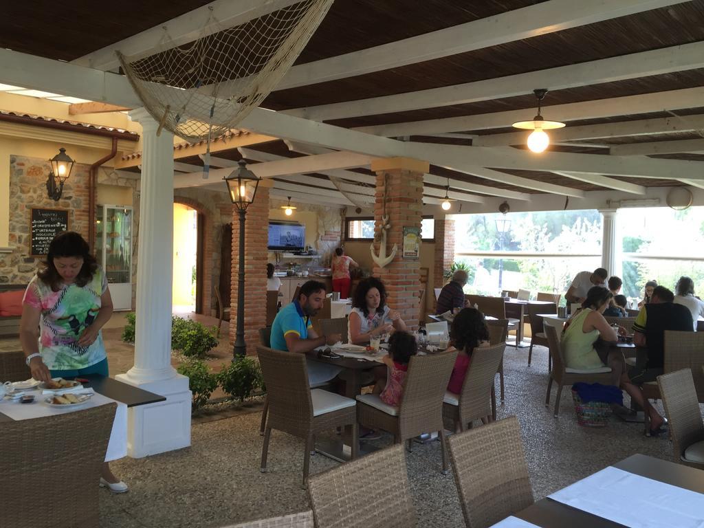 Aparthotel E Villamirella 2*