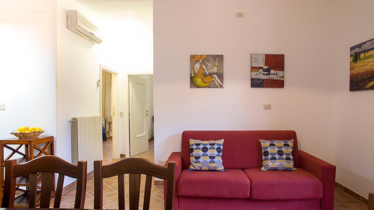 E Villamirella Aparthotel 2*